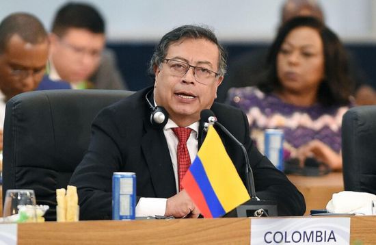 رئيس كولومبيا: عصابات المخدرات تخطط لإسقاط طائرتي بصاروخ