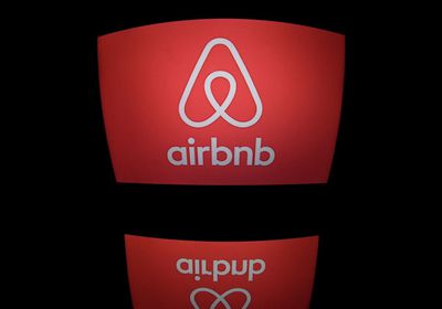 إير بي إن بي تحقق أرباحًا وتعزز عمليات إعادة شراء الأسهم