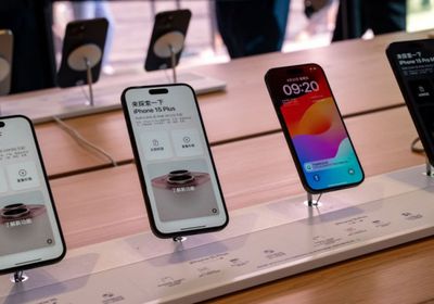 مبيعات هواتف آيفون في الصين تشهد نموًا ضعيفًا