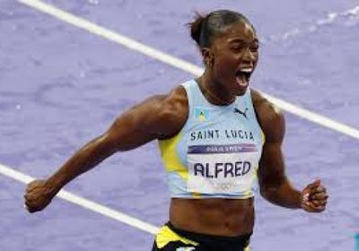 كينجهورن بطلة سباق 100 متر في بارالمبياد باريس