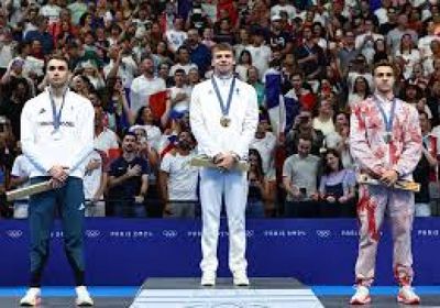 الفرنسي بيرو يفوز بسباق 20 كيلومترا لفردي للرجال