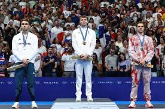 الفرنسي بيرو يفوز بسباق 20 كيلومترا لفردي للرجال