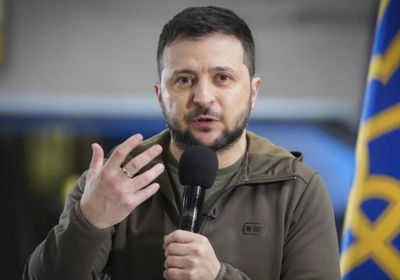 زيلينسكي يدعو العالم للاختيار بين بوتين أو السلام