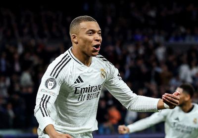 مبابي يعلق على تسجيله "هاتريك" في مانشستر سيتي