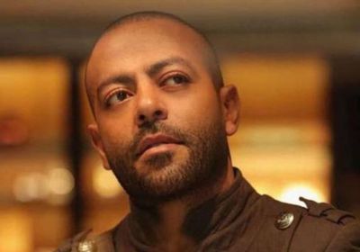 وصول المطرب تامر عاشور إلى الرياض لهذا السبب