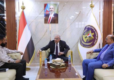 الكثيري يبحث جهود المؤسسة الاقتصادية لتوفير السلع