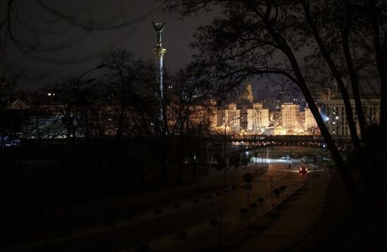 انفجارات عنيفة تهز العاصمة الأوكرانية كييف