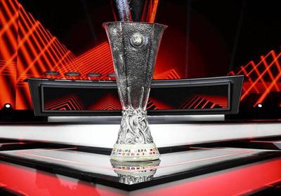 يونايتد يواجه سوسيداد وتوتنهام أمام ألكمار في دور 16 للدوري الأوروبي