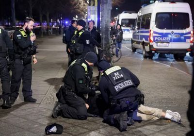 إصابة شخص بجروح عند النصب التذكاري للهولوكوست في برلين 