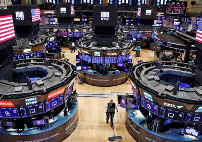 مؤشرات الأسهم الأمريكية تغلق على انخفاض