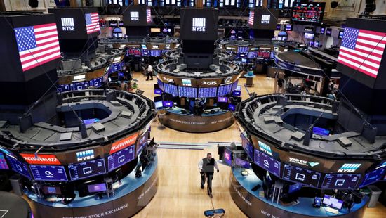 مؤشرات الأسهم الأمريكية تغلق على انخفاض