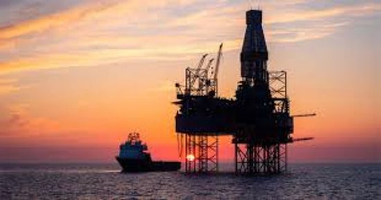 منصات التنقيب عن الغاز الطبيعي تتراجع منصتين