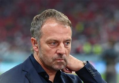 فليك يطالب لاعبي برشلونة بالمزيد من الحسم أمام أتليتيكو