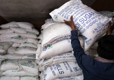 ارتفاع أسعار عقود السكر مع مخاوف بشأن الإمدادات الهندية