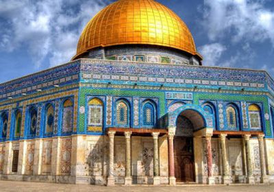 مستوطنون يقتحمون المسجد الأقصى المبارك