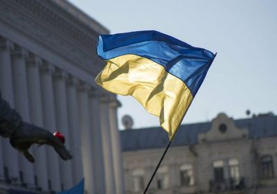 أوكرانيا: هاجمنا مصفاة نفط روسية ومطارين عسكريين