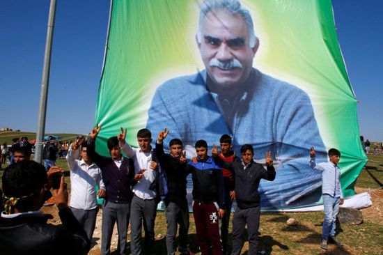 أوجلان يدعو إلى حل حزب العمال الكردستاني