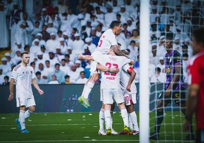 الوحدة ينتزع الفوز على عشرة لاعبين من العين