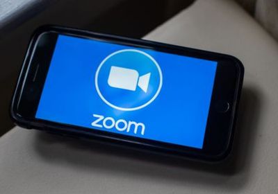 أرباح زووم تتجاوز المليار دولار رغم توقعات مخيبة