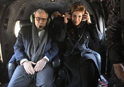 بمروحية عسكرية.. رئيس الوزراء اللبناني يزور الجنوب