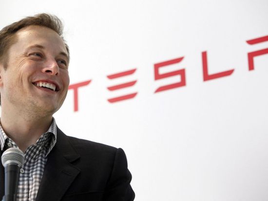 تراجع مبيعات "تسلا" في أوروبا يخفض قيمتها السوقية وثروة "ماسك"