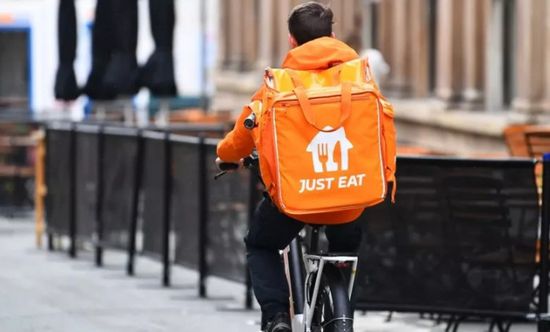 عرض استحواذ بـ 4.3 مليار دولار يقفز بسهم "جاست إيت"