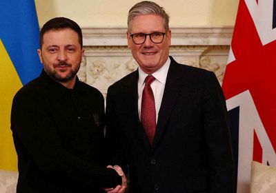 زيلينسكي يجتمع مع ستارمر لبحث ضمانات أمنية موثوقة لأوكرانيا
