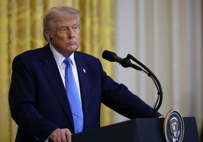 تسريح مئات من موظفي الأرصاد الجوية الأمريكية