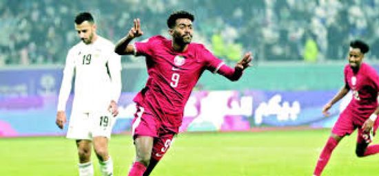 الريان القطري يفقتد جهود تميم منصور نحو أربعة شهور