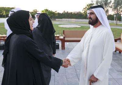 محمد بن راشد يستقبل المهنئين بشهر رمضان في دار الاتحاد