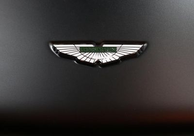 "أستون مارتن" تسرح موظفين بعد تراجع المبيعات