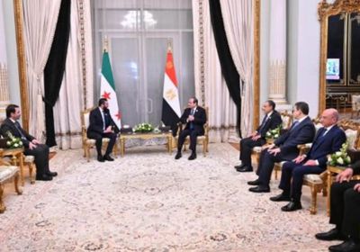 الرئيس السيسي يلتقي "الشرع" على هامش القمة العربية