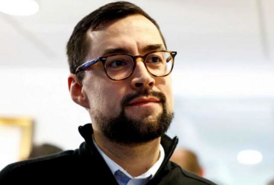 رئيس وزراء غرينلاند لـ"ترامب": "لسنا للبيع"