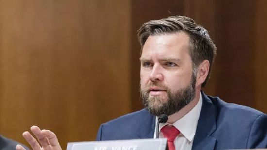 دي فانس يتوقع موعد انتهاء بناء الجدر الحدودي مع المكسيك