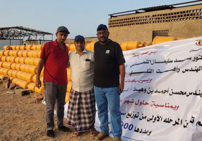 وصول 3000 أسطوانة غاز منزلي إلى سقطرى 