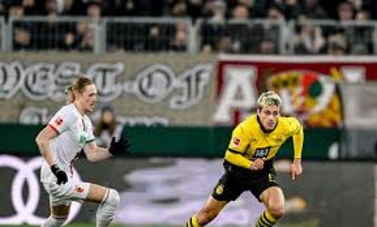دورتموند يتعثر أمام أوجسبورج في الدوري