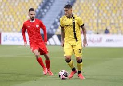 الدحيل ينتزع فوزًا مثيرًا على الأهلي