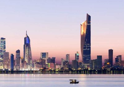 تباطؤ نمو القطاع الخاص غير النفطي في الكويت خلال فبراير