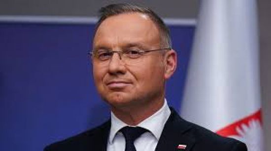 رئيس بولندا: أؤيد فكرة توسيع مظلة فرنسا النووية