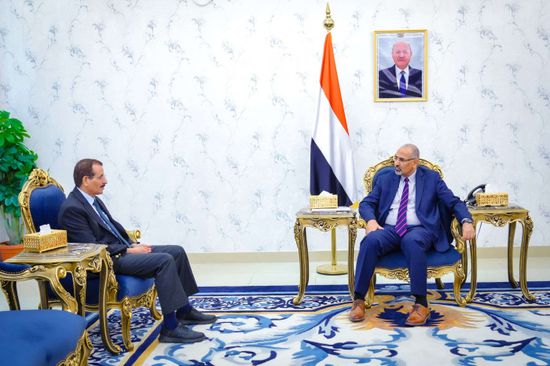 الرئيس الزُبيدي يبحث جهود مجلس القضاء لإصلاح المنظومة العدلية