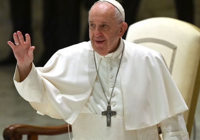 بابا الفاتيكان يتعافى من الالتهاب الرئوي