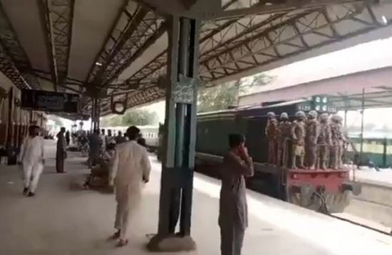 بعد اختطاف قطار ركاب.. السلطات الباكستانية تعلن حالة الطوارئ