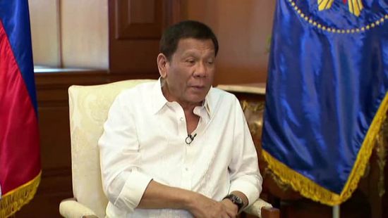 رئيس الفلبين: دوتيرتي على متن طائرة متجهة إلى لاهاي