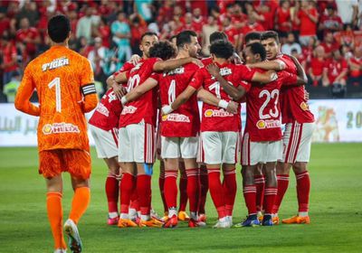 الأهلي يطلب تأجيل القمة المصرية ويهدد بعدم استكمال الدوري