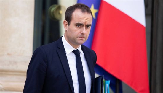 فرنسا تؤكد: نرفض أي نزع لسلاح الجيش الأوكراني