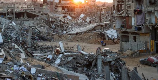 وزير الخارجية المصري يبحث مع مبعوث ترامب جهود إعادة إعمار غزة