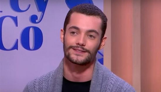 الجزائر تقاضي نجل الرئيس السابق ساركوزي