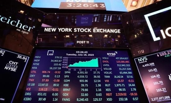 الأسهم الأمريكية تتراجع إلى نطاق التصحيح خشية الركود