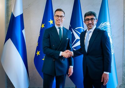 رئيس فنلندا يستقبل وزير الخارجية الإماراتي في هلسنكي