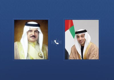 منصور بن زايد يهنئ ملك البحرين بنجاح إطلاق القمر الصناعي "المنذر"